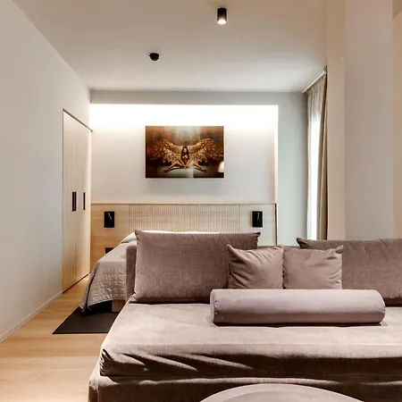 Mima Boutique & מילאנו מריטימה