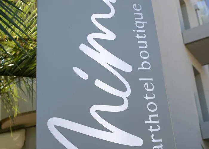 Mima Boutique & *